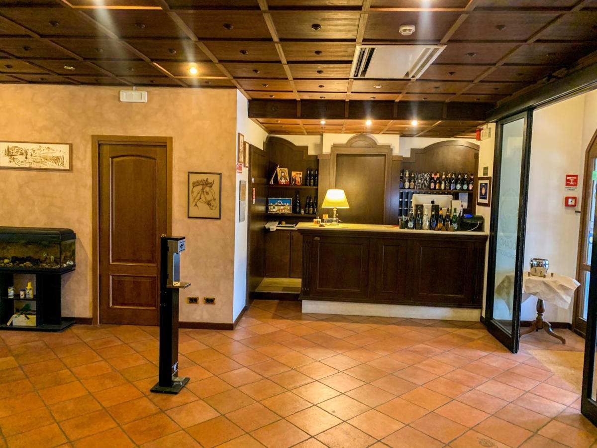 Hotel La Locanda Della Franciacorta Corte Franca Exteriör bild